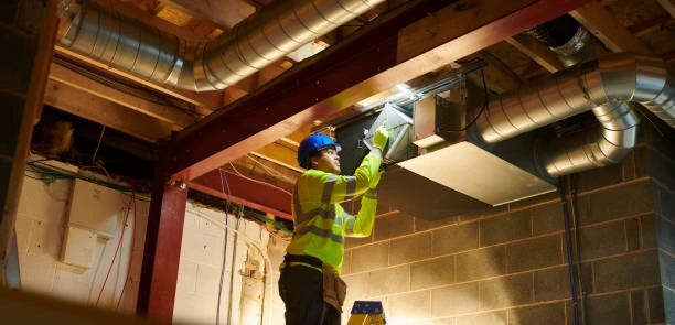 Commercial air duct cleaning in Orlando